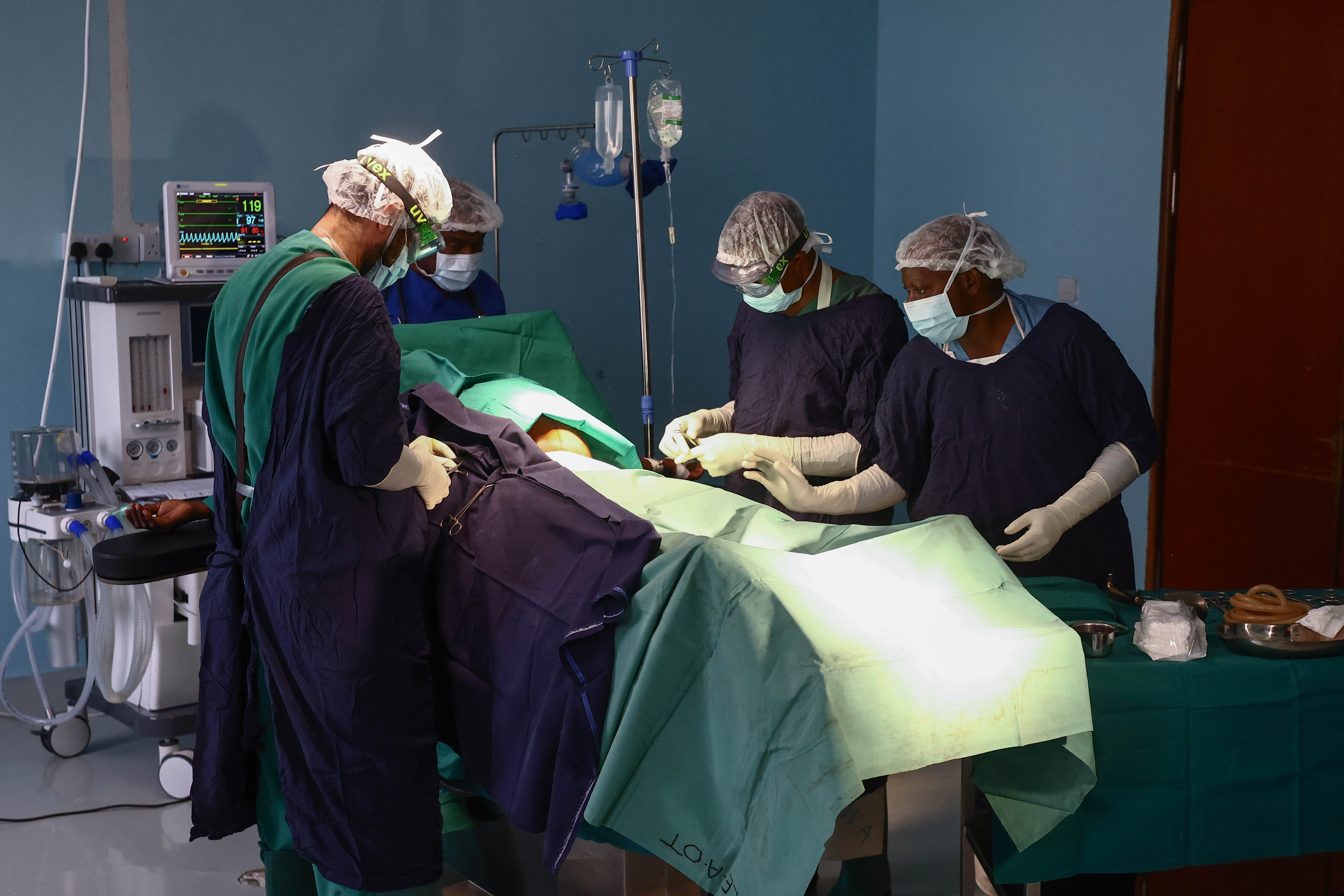 MSF medical team during a C-section in Liwali B Hospital