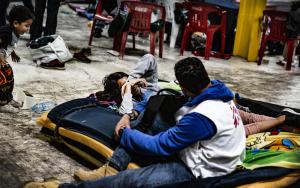 an MSF team works in Piedras Negras, Coahuila, (northern Mexico), following the arrival of a caravan of 1,700 migrants.  [©Juan Carlos Tomasi / Médecins Sans Frontières]