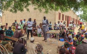 MSF teams during awareness-raising sessions on disease transmission in different sites.