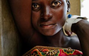 Cover of " No time to lose: Detect, Treat and Prevent AIDS" 