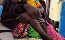 After several weeks of free medical and nutritional care, both children are recovering, highlighting how timely treatment can save lives when malaria is complicated by other illnesses.