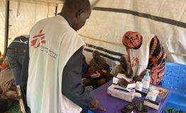 Medical consultation and patient follow-up in the mobile clinic
