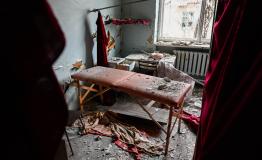 Destroyed hospital in Lyman, Donetsk Oblast. © Colin Delfosse