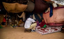 MSF Community outreach staff in one of the refugees' homes - September 2019 © Paul Odongo/MSF Community outreach staff in one of the refugees' homes - Sept 2019