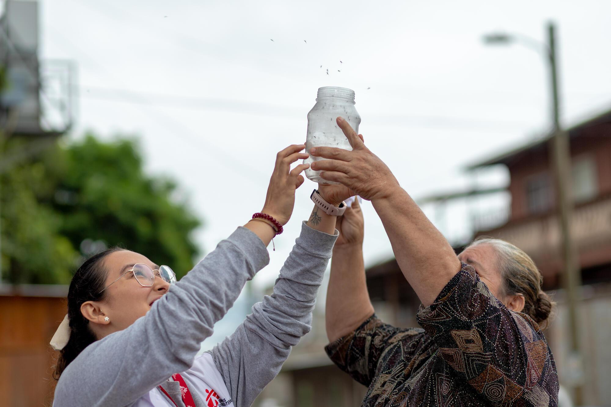 Teresa Arteaga and Lorena Rodriguez, MSF health promotion supervisor