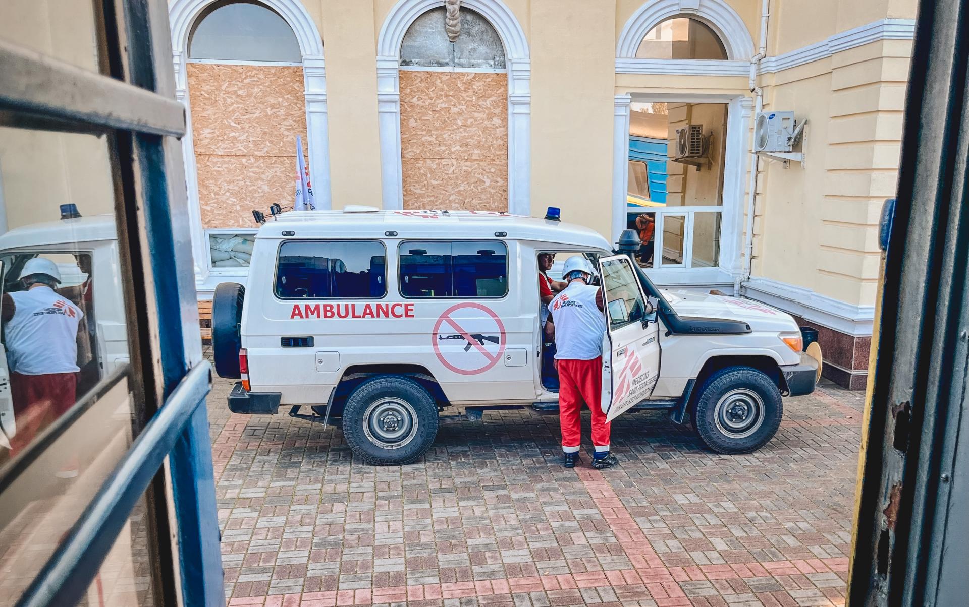 Medical evacuation of patients from Kherson, October 2023 