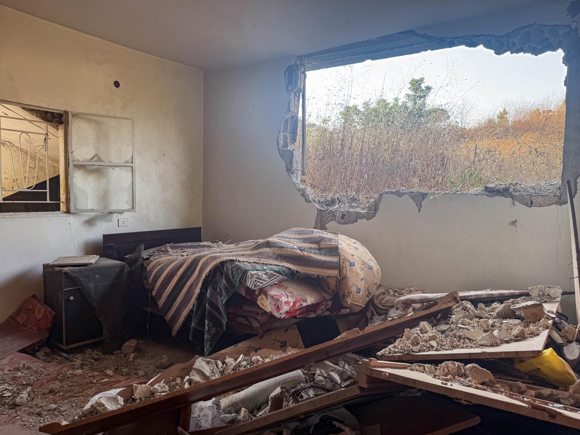 Houses and infrastructure in the southern governorates, and especially in border towns, remain destroyed one year after the escalation of the Israeli war in Lebanon. Aita ash-Shaab, Aug 2025.