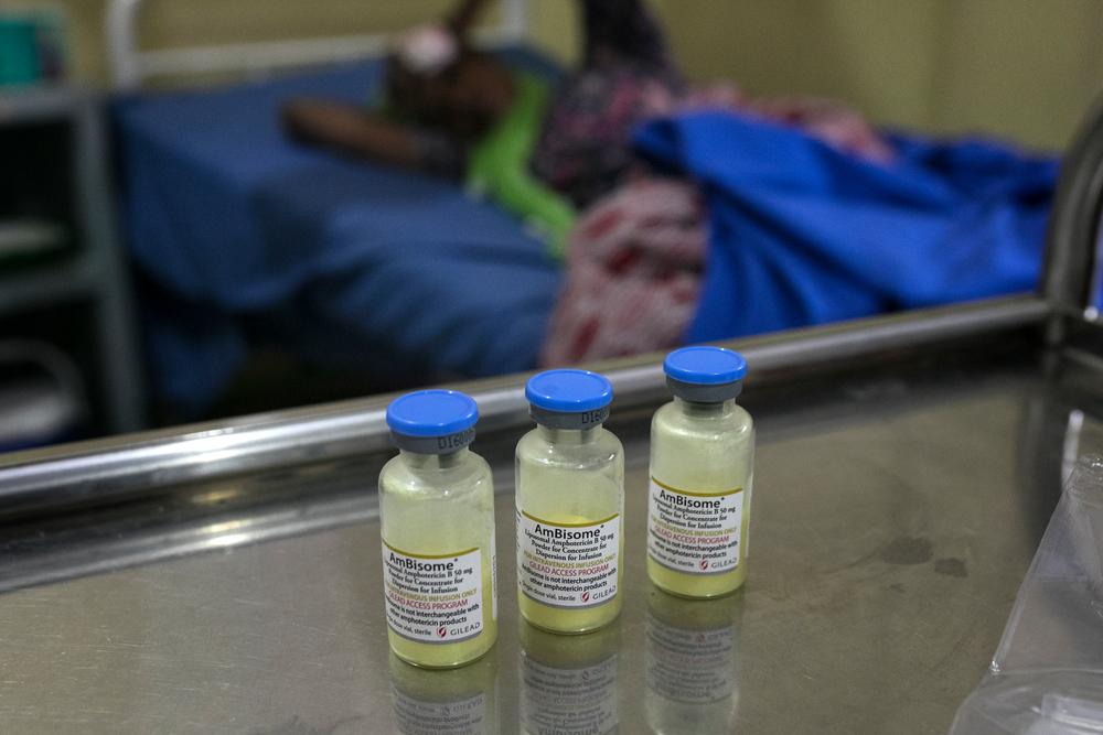 Vials of Amphotericin B which is used to treat Cryptococcal Meningitis [© Albert Masias/MSF] 