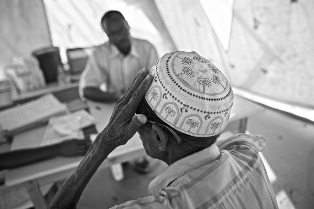 A mental health consultation in Dadaab © Robin Hammond/Panos Pictures
