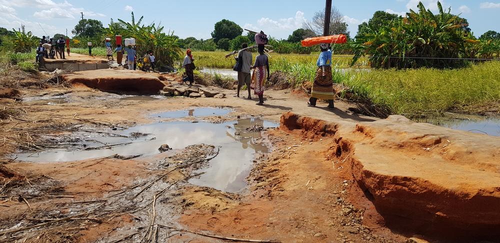 The road to Metuge is heavily damaged due to the cyclone and rains [MSF-SPAIN]