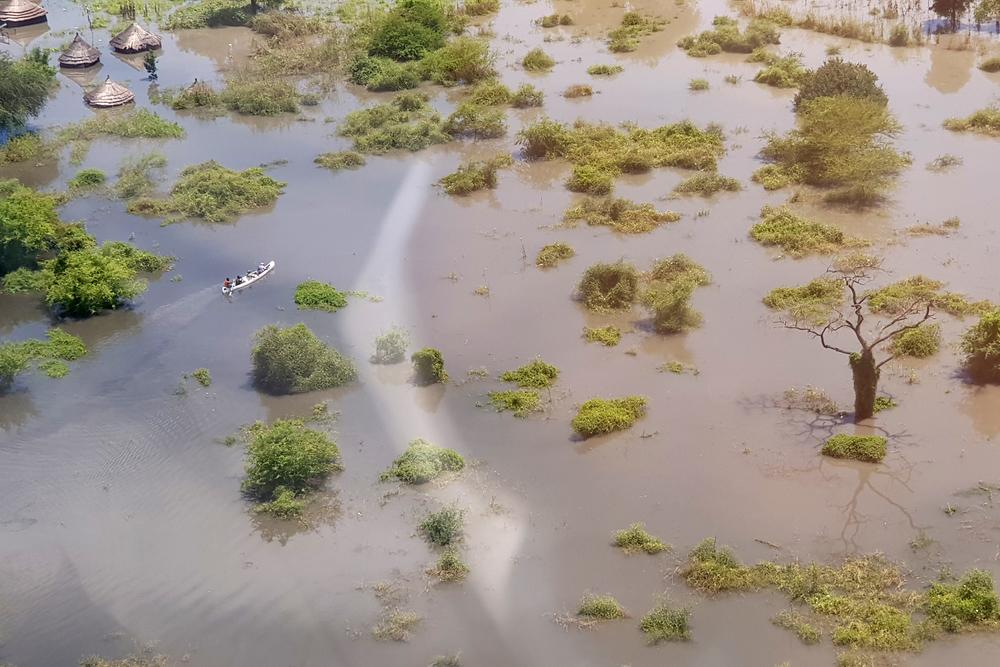 On an aerial assessment from Gumuruk to Lekongole, where MSF runs two primary healthcare units, people can be seen moving via canoes as their tukuls are completely submerged.