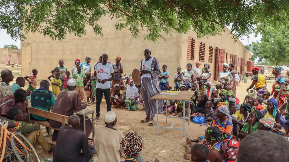 MSF teams during awareness-raising sessions on disease transmission in different sites.