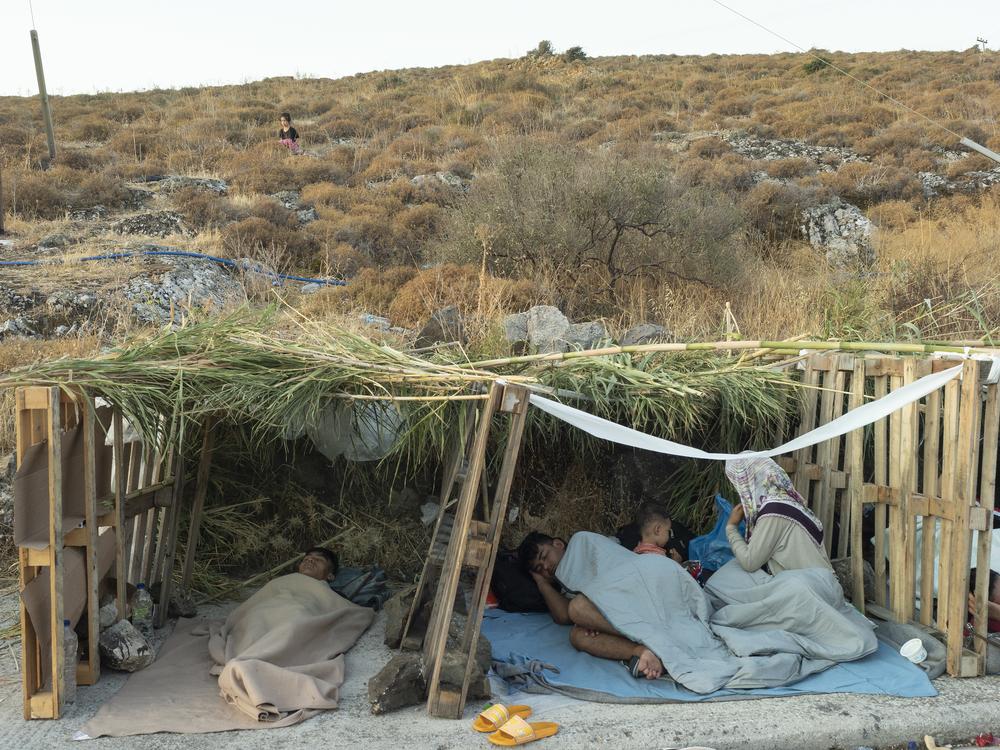 Fires at Moria migrant camp left thousands homeless. [© Enri CANAJ/Magnum]