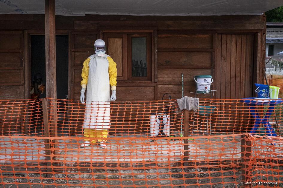  A nurse from the Lotumbe General Reference Hospital in PPE 