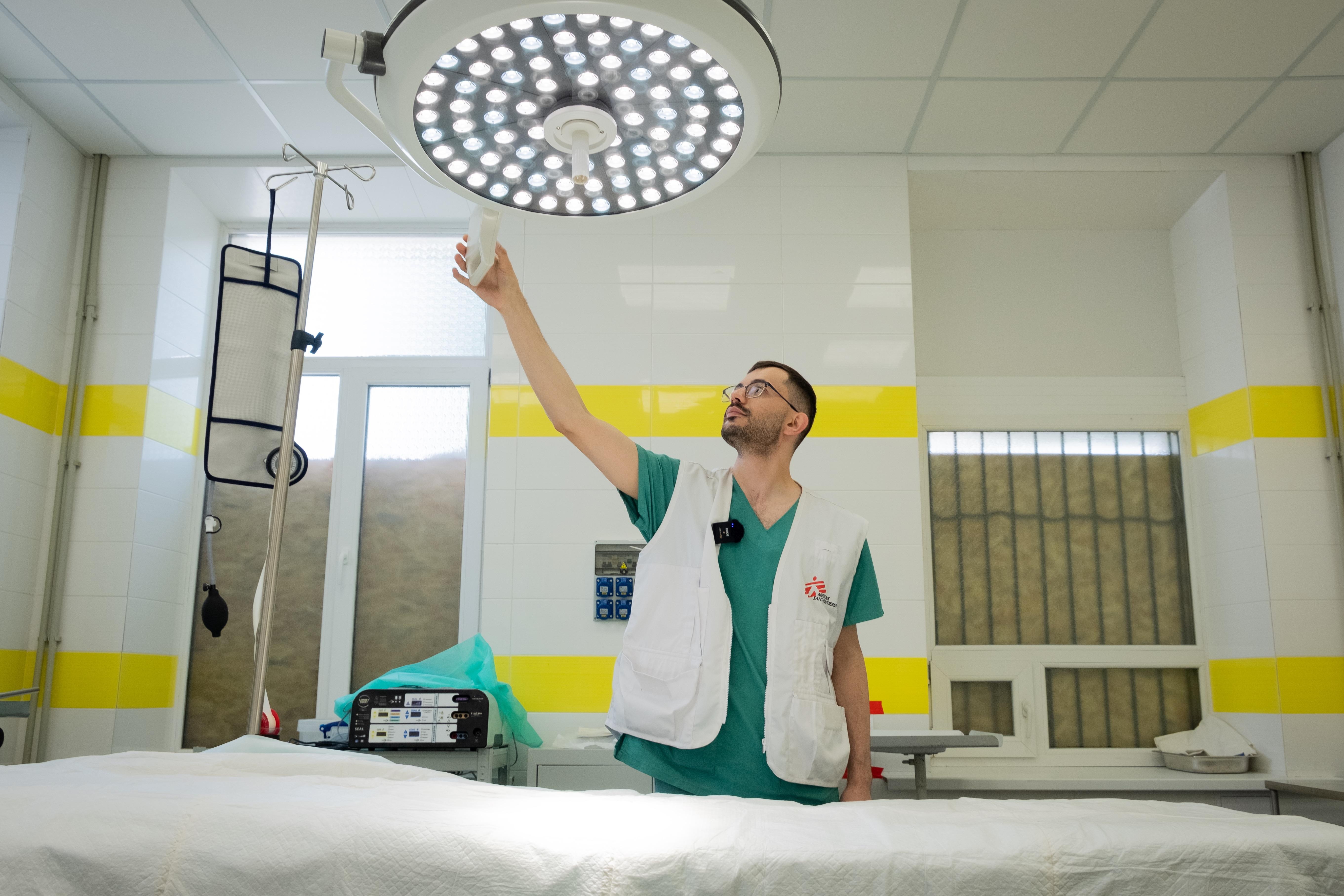 MSF Emergency department Activity Manager, Dr. Khassan El-Kafarna, at Kostiantynivka hospital in Ukraine