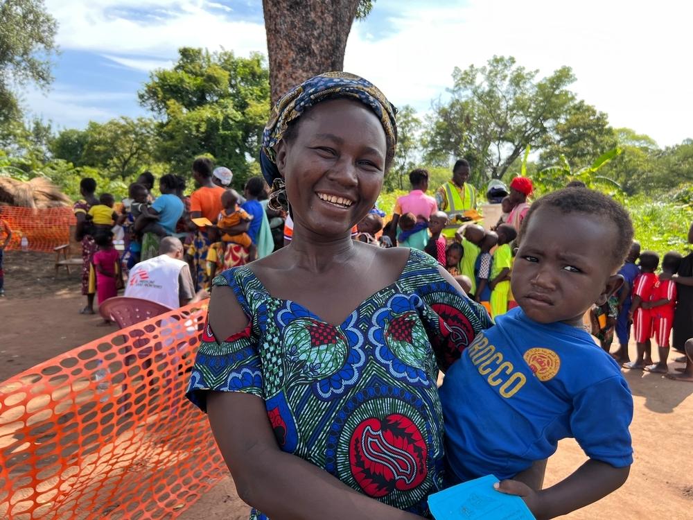 Cynthia, a mother of five, brings her youngest child to be vaccinated during MSF’s visit to Mala. “I came to all three rounds,” she says. “I know these vaccines protect my children.