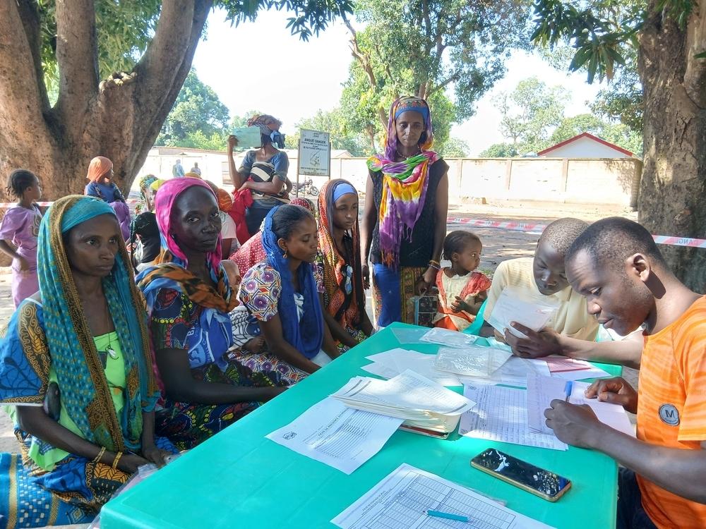 Vaccination session in Kabo during an EURECA emergency intervention.